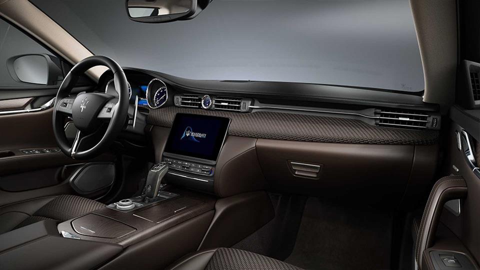 کابین سفارشی مازراتی کواتروپورته